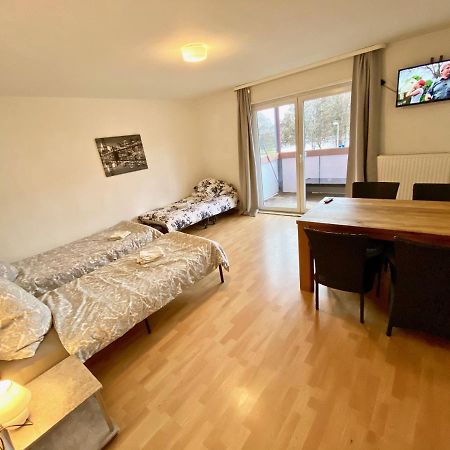 Appartement Gemuetliches Wg-Zimmer 4, Zentral In Ravensbourg Extérieur photo